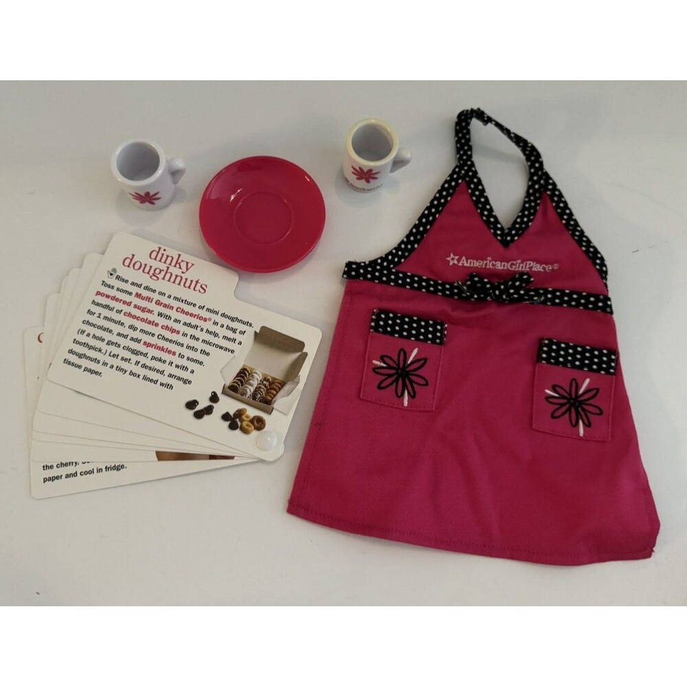 American Girl Place Apron 2 Mugs Plate Recipes 5 pc Lot For 18" Doll